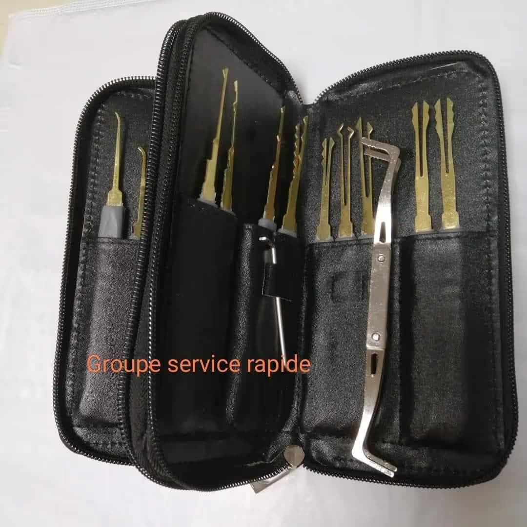 SMALL BLACK LOCK PICK